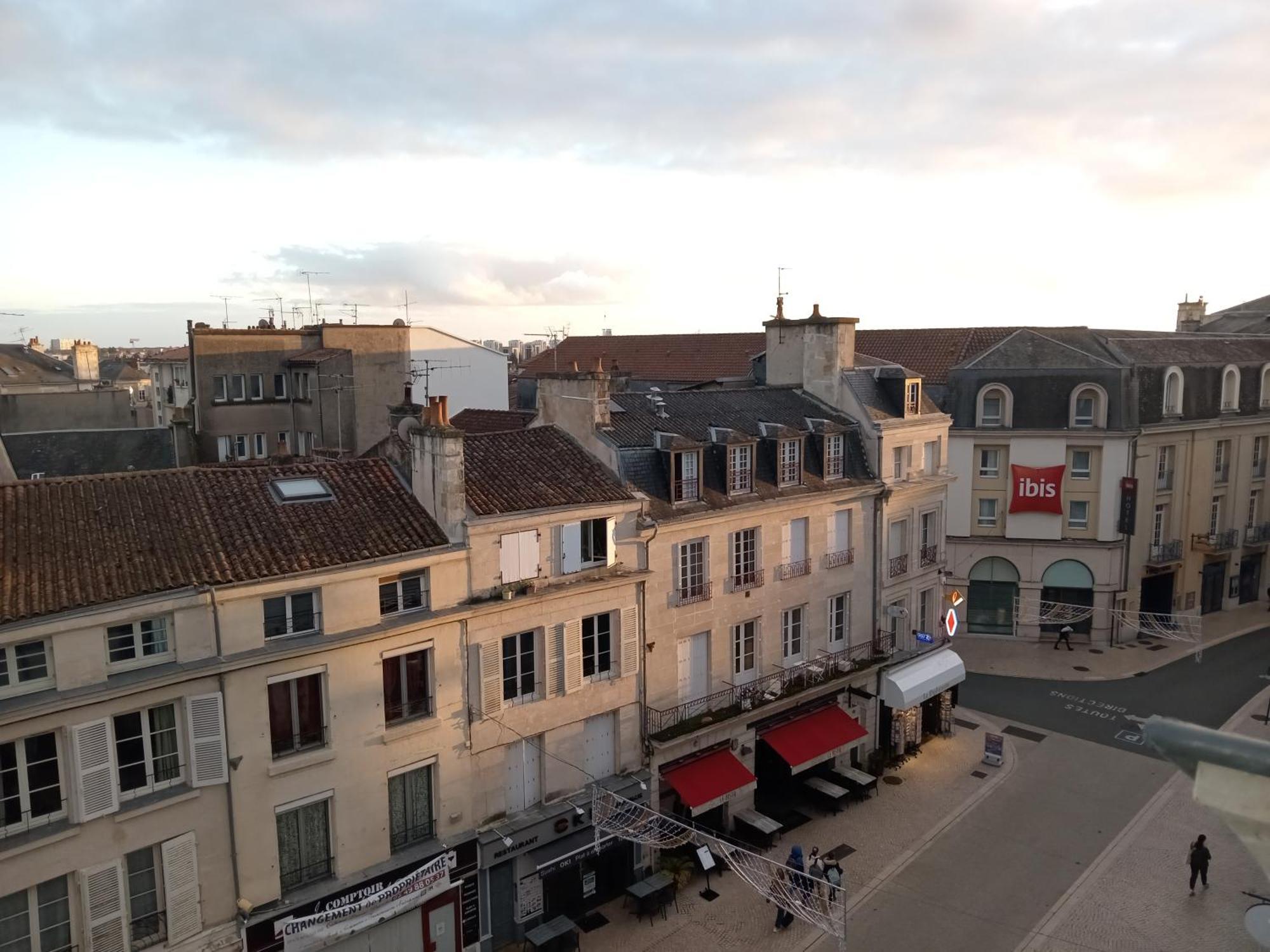 Cosy & Tendance Spa Poitiers Eksteriør bilde